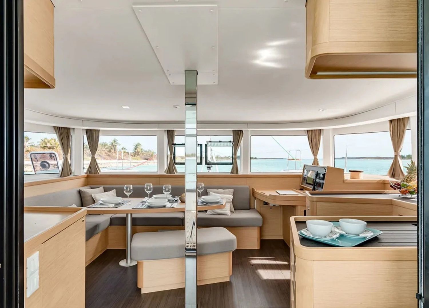 Catamarano con Skipper | Tariffa Giornaliera